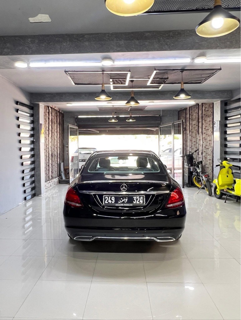 Mercedes