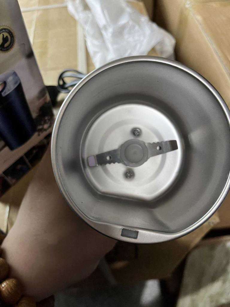 moulin à café électrique portable automatique marque Yoice