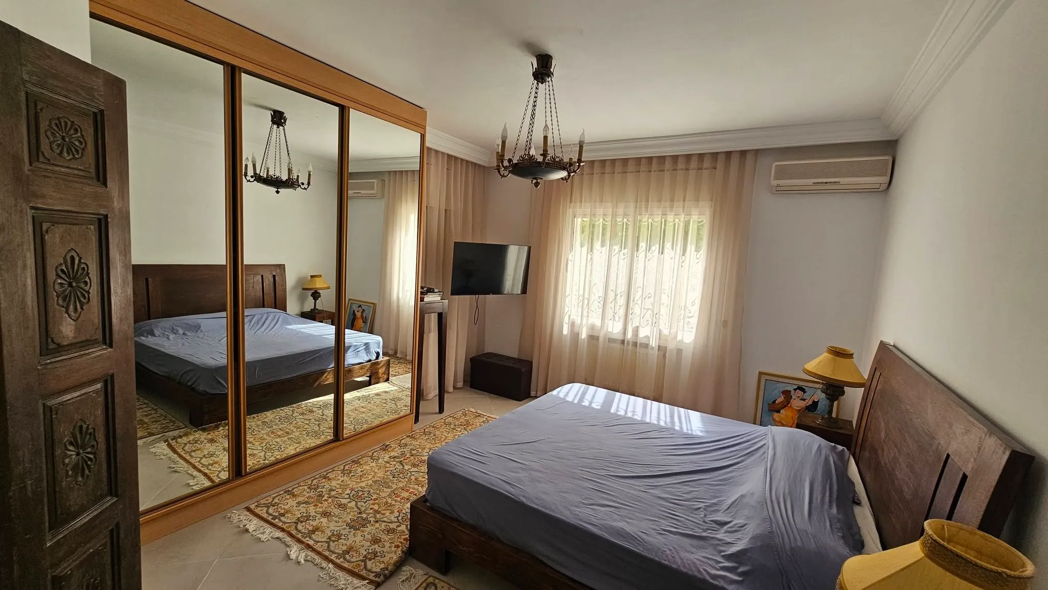Appartement luxueusement meublé