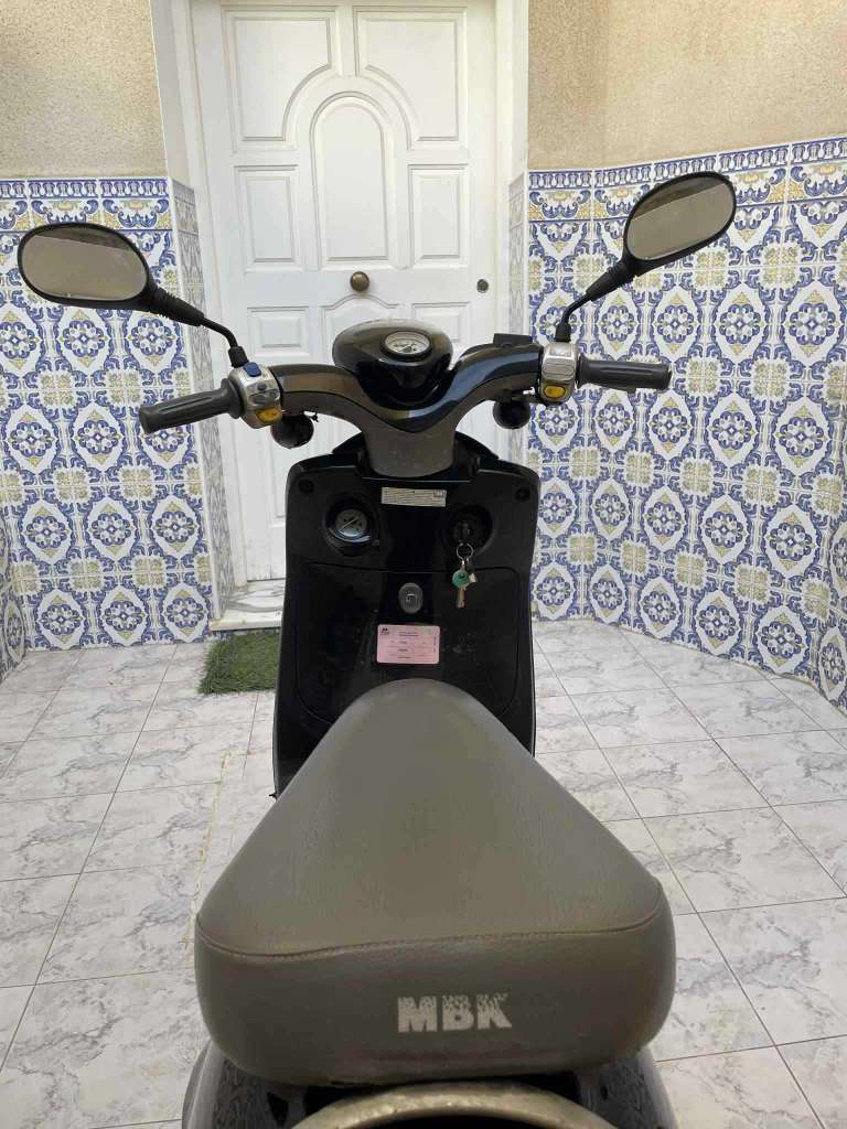 Moto mbk