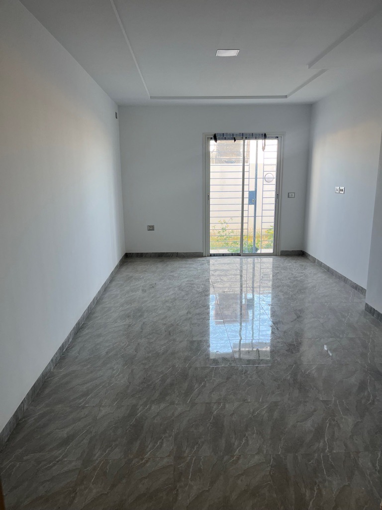 شقة للكراء s+2 في حي الانس 