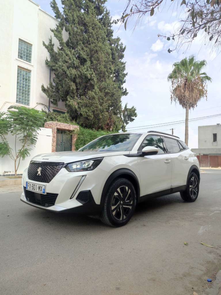 PEUGEOT 2008