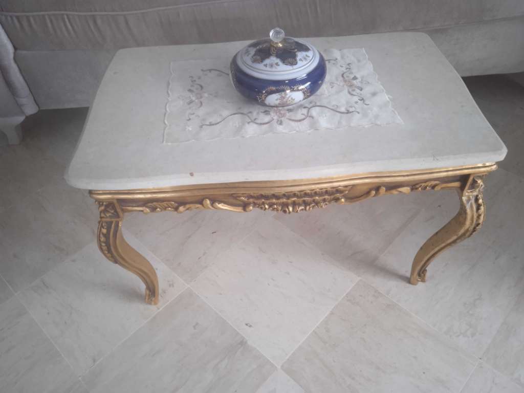 Belle table basse de salon