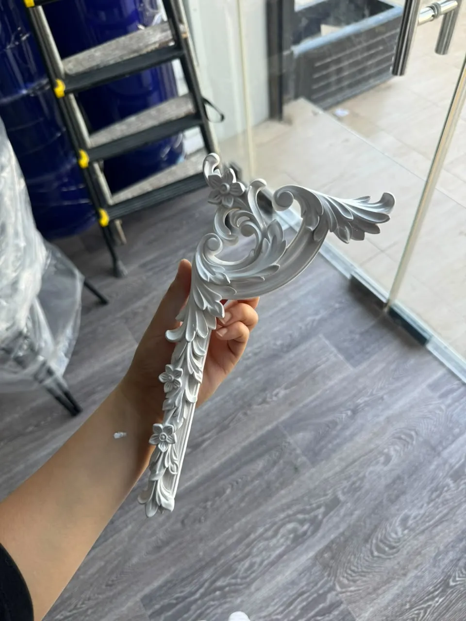 ANGLE DECORATIF PVC EN TUNISIE