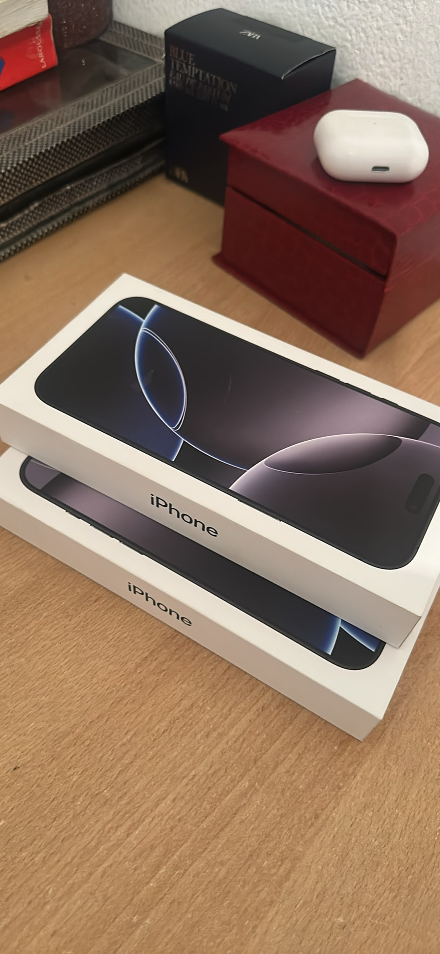 Iphone 16 pro max cacheté