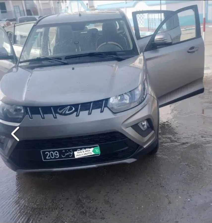 A Vendre mahindra k8