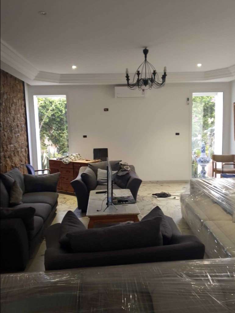 Villa luxeuse avce 4 appartement  coté mer à chatt mariem