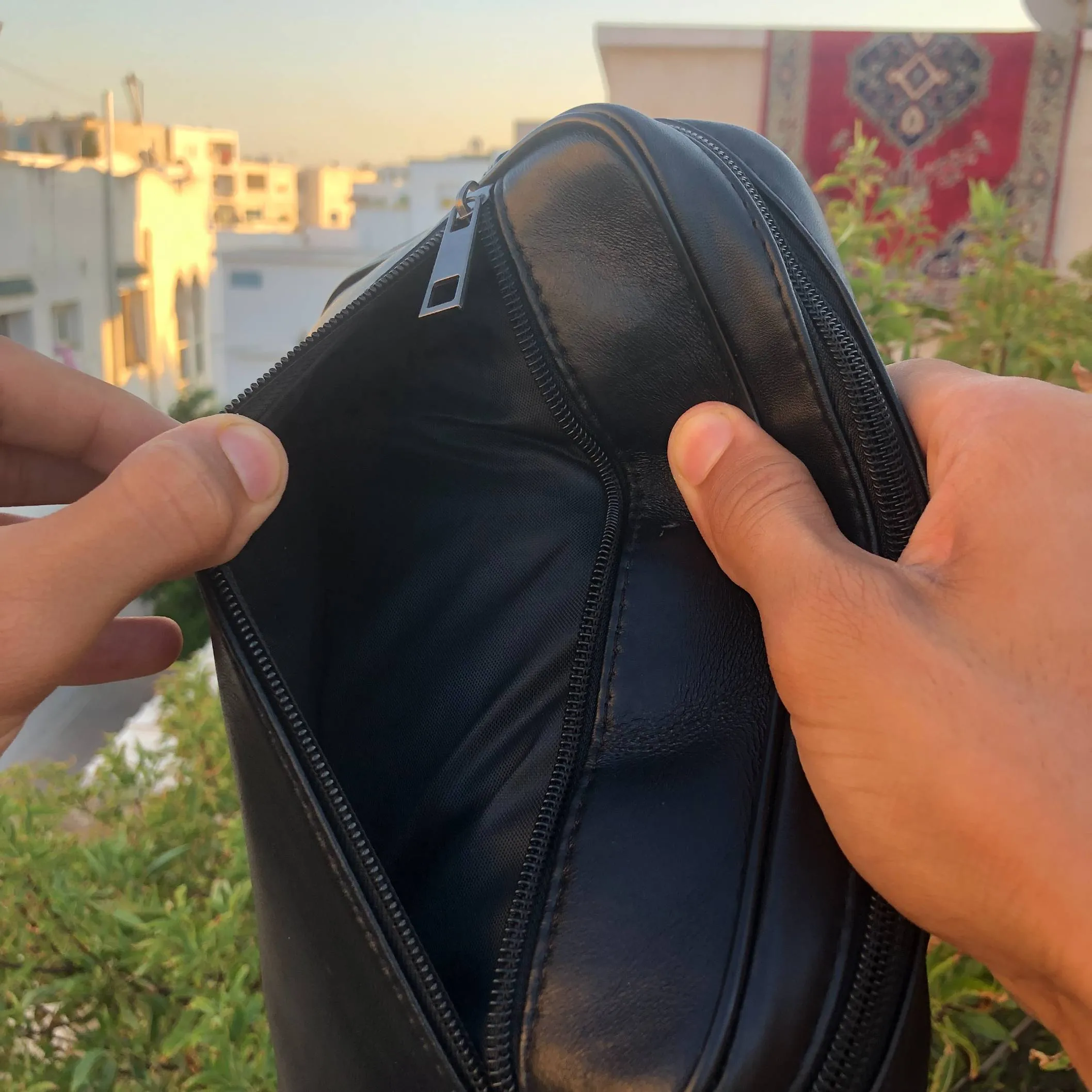 ✅ Pochette SuperBe cuir - Neuf