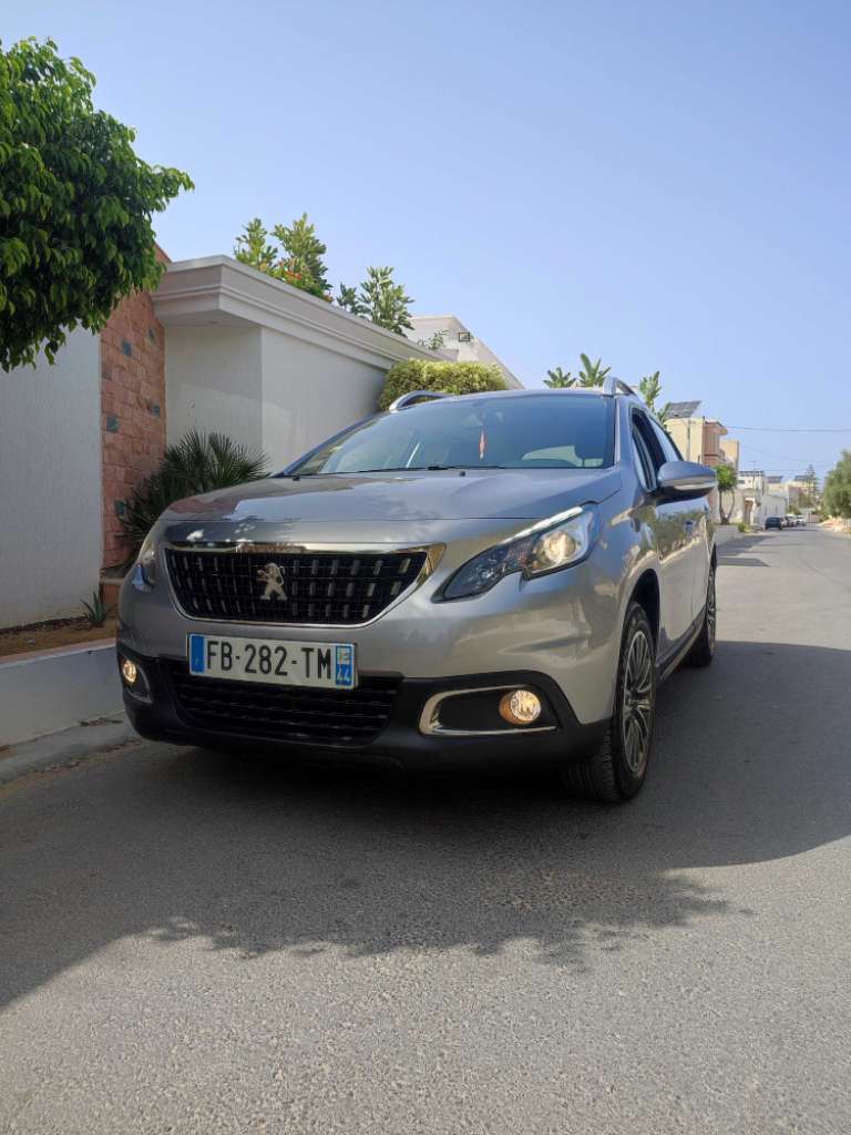 PEUGEOT 2008