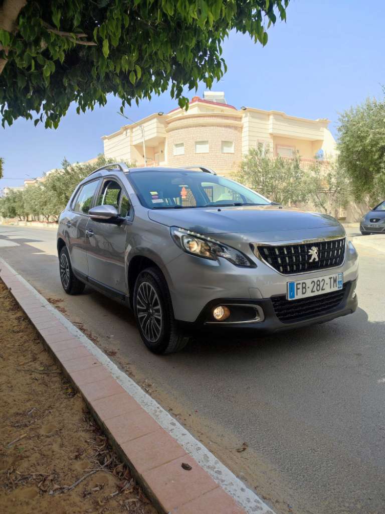 PEUGEOT 2008