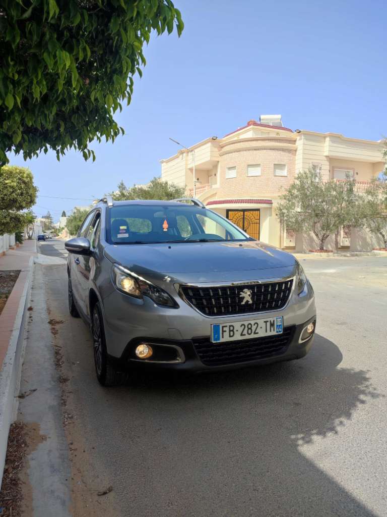 PEUGEOT 2008