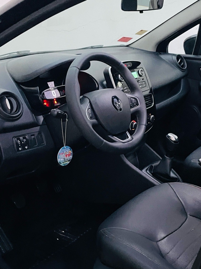 Clio 4 1er main moteur symbole