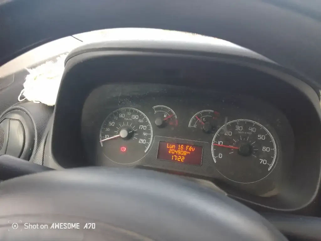 A vendre Fiat fiorono   voiture commercial en bonne état