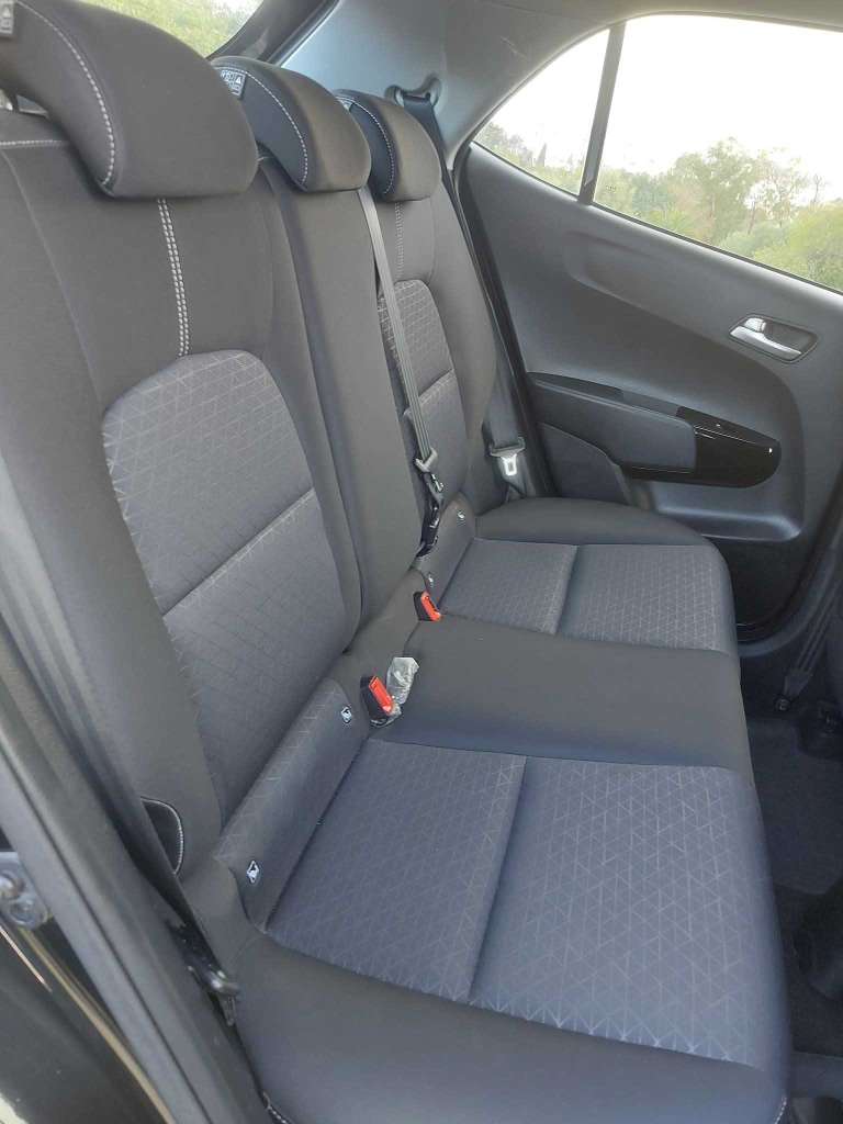 Première main kia picanto 