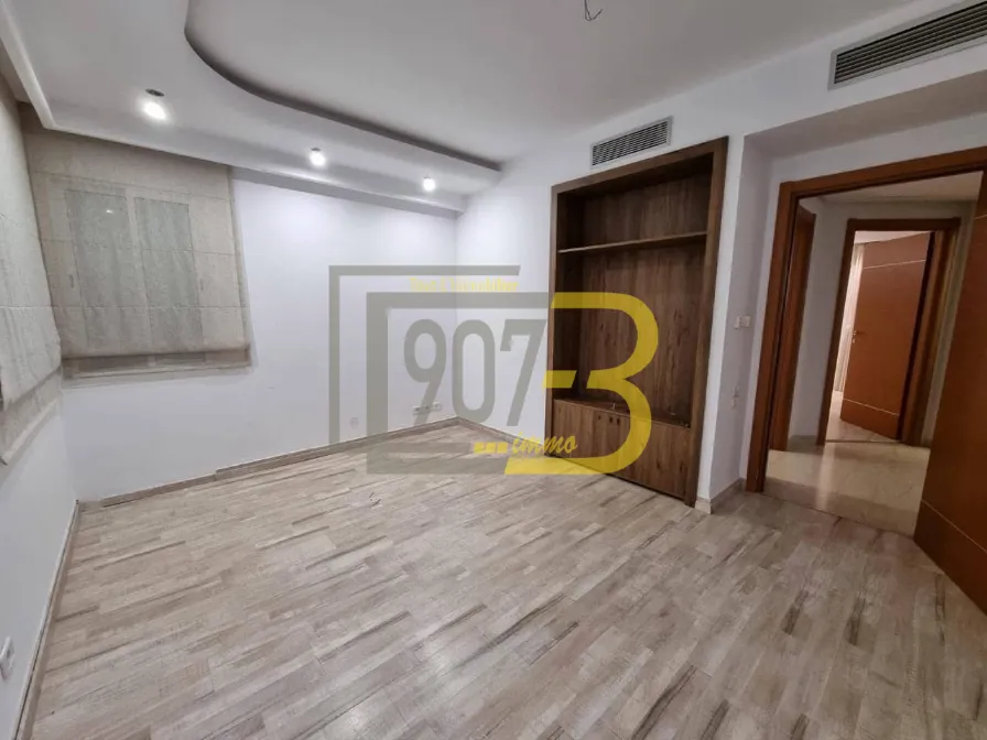 À louer – Bel appartement S+3 avec petite terrasse à El Menzah 9