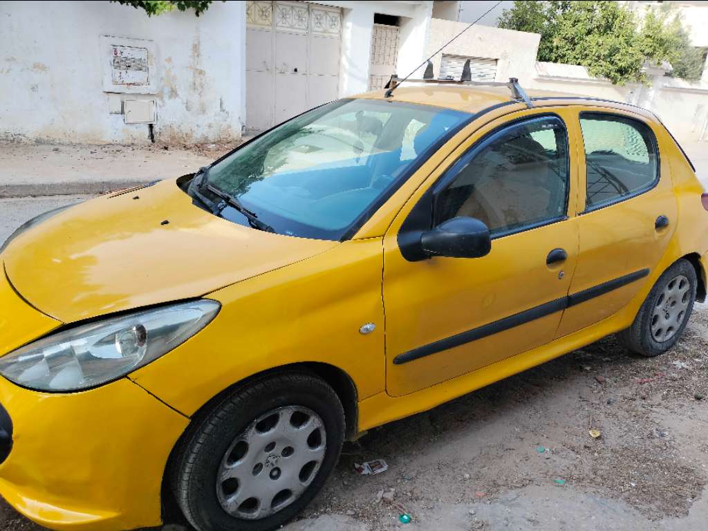 À vendre 206+