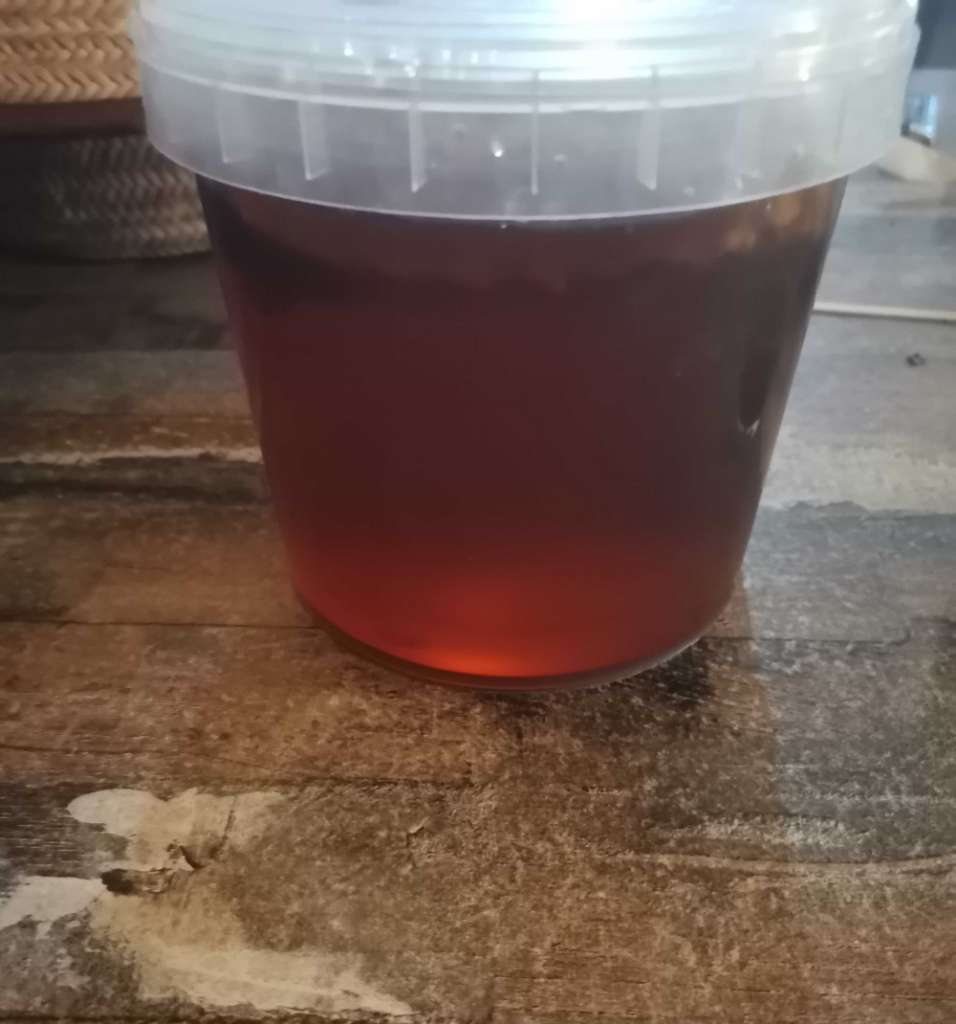 عسل سجنان