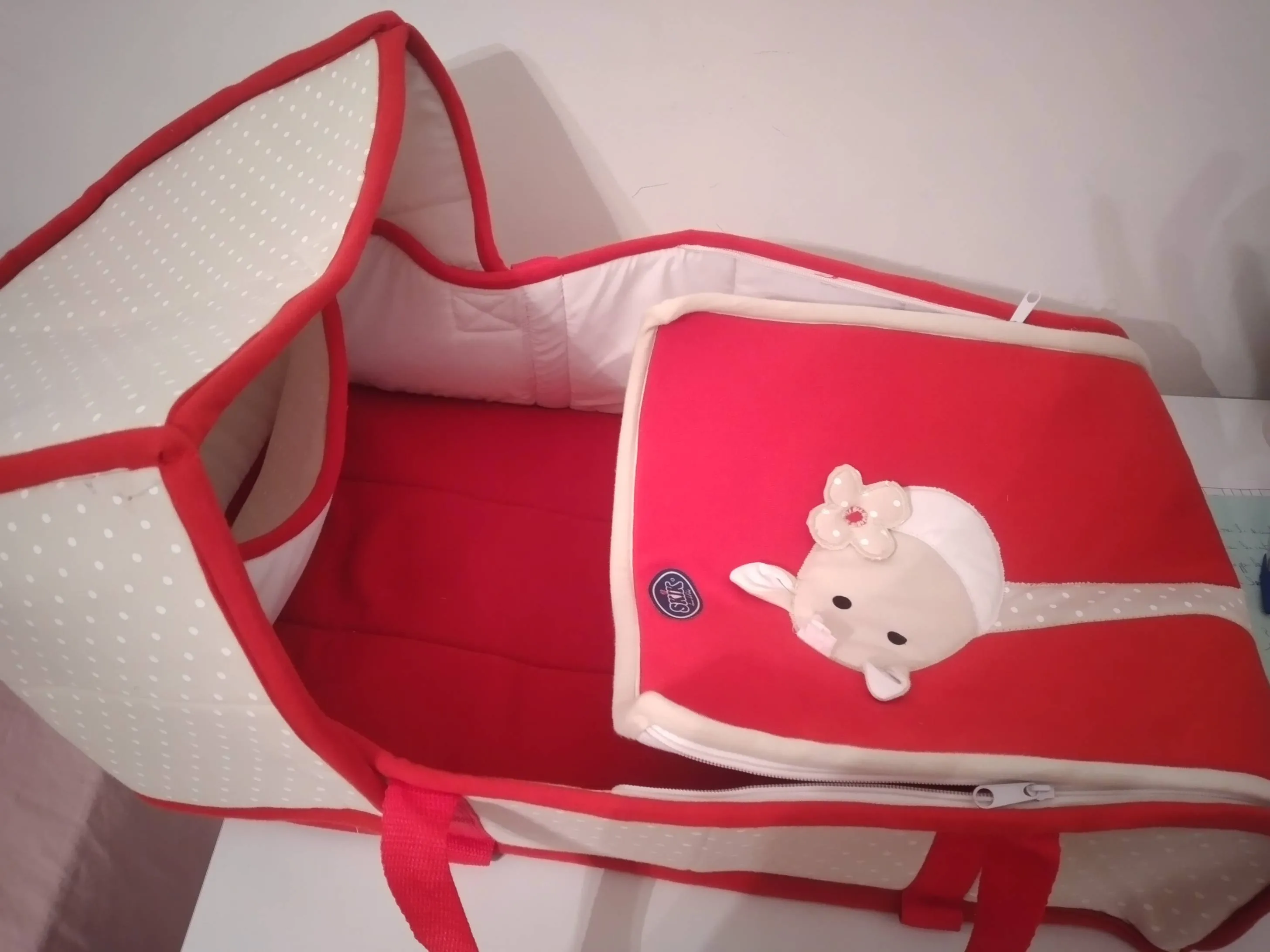 Landau bébé rouge blanc