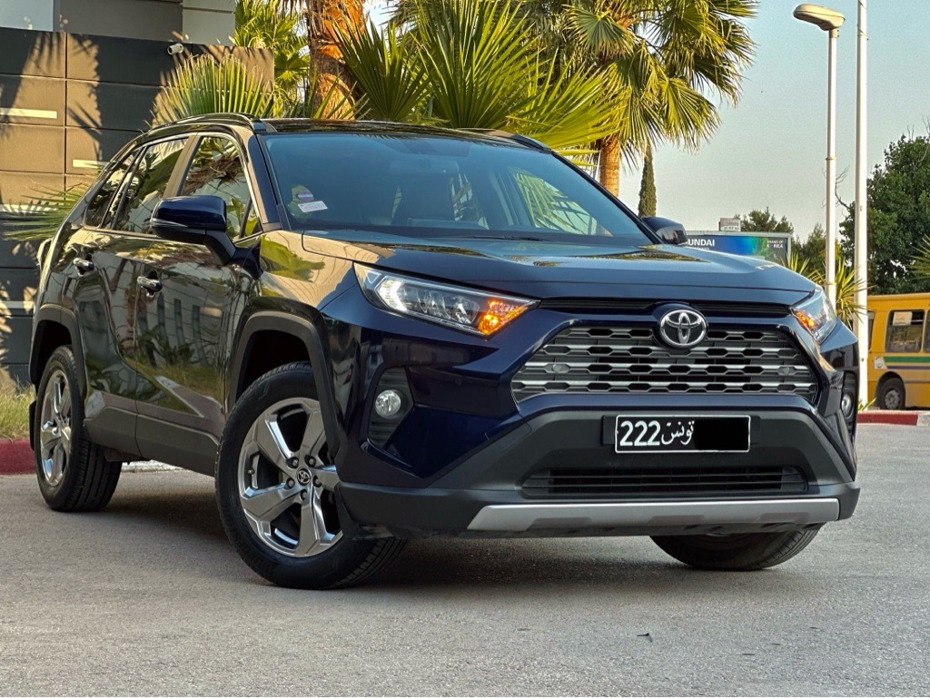 TOYOTA RAV 4