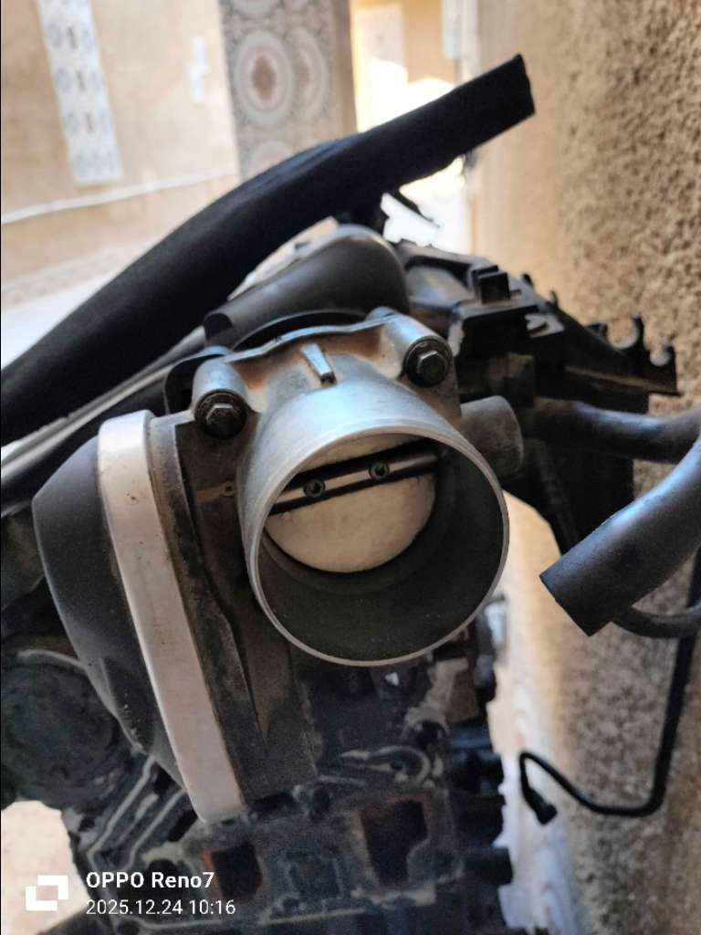 Pièces pour megane 2 essence 