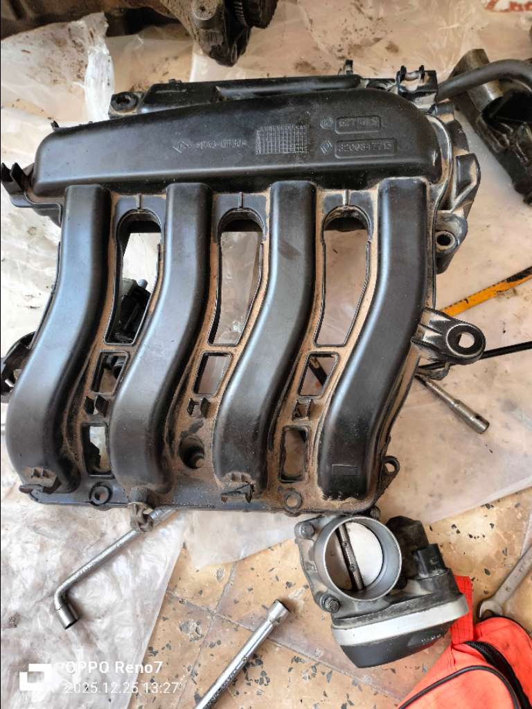 Pièces pour megane 2 essence 