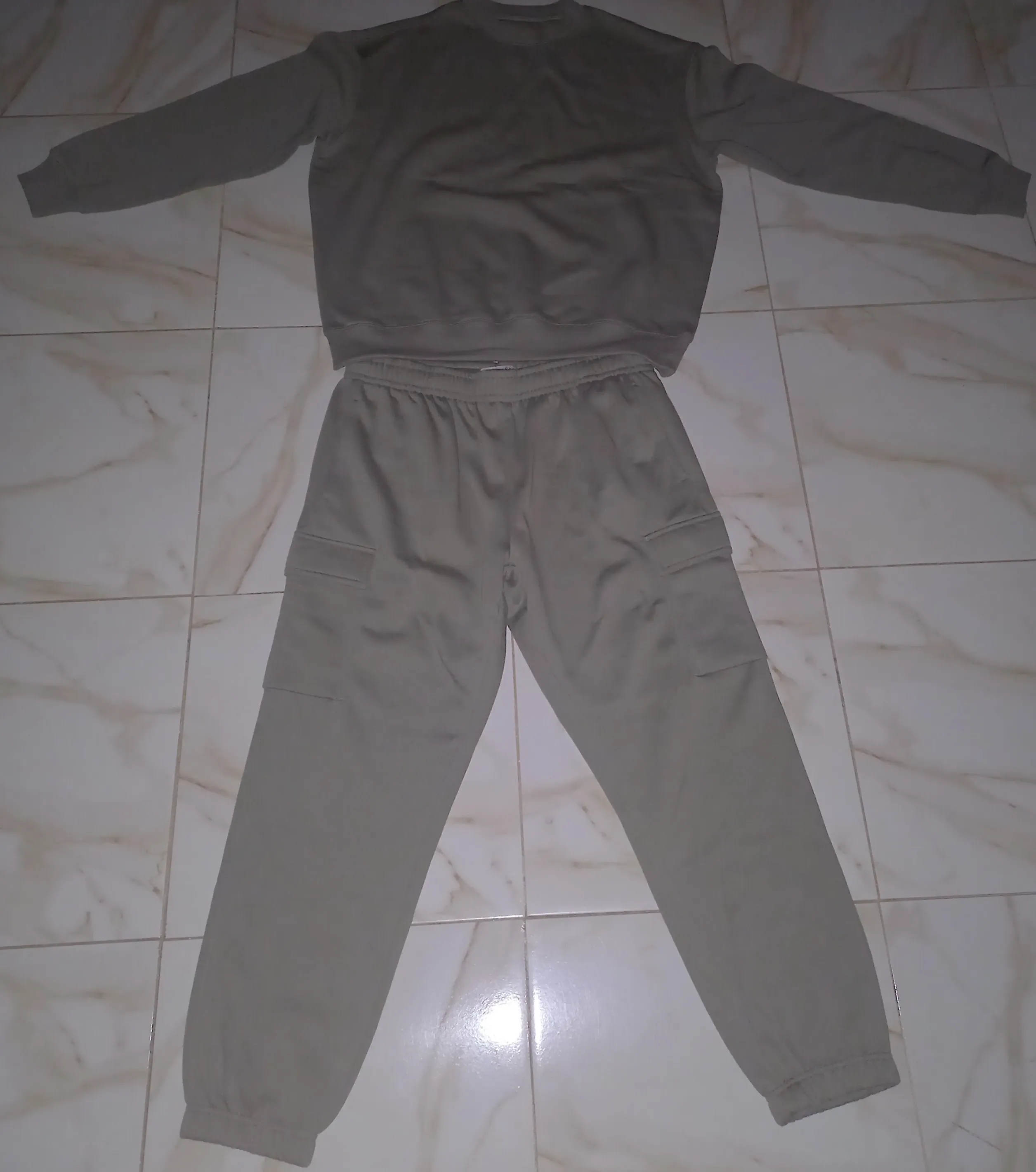 Vente vêtements neufs import France – Chemise, Veste, Ensembles Homewear & Chaussons