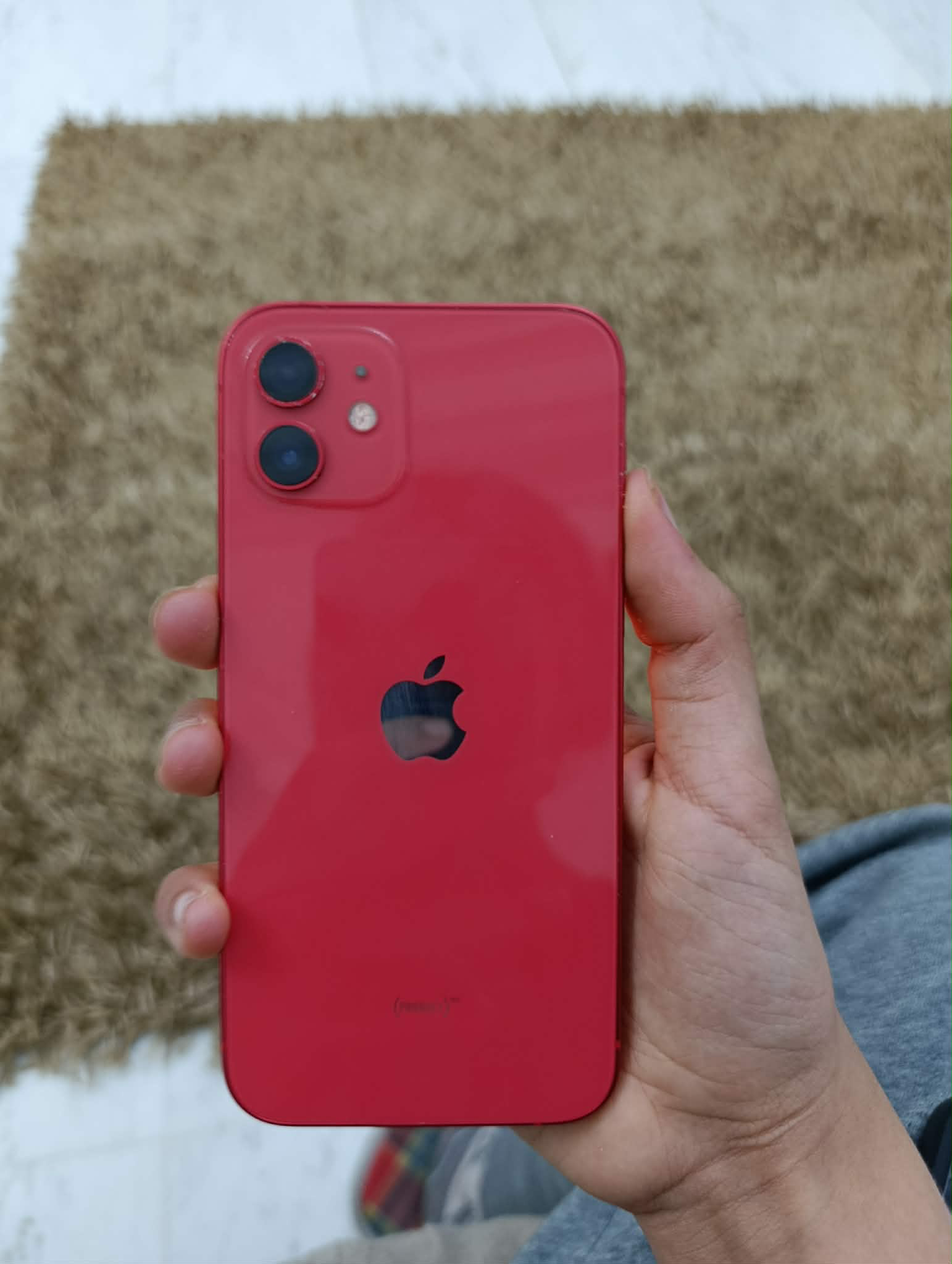 iPhone 12 (64 Go)- pack complet avec boîte et coque et film