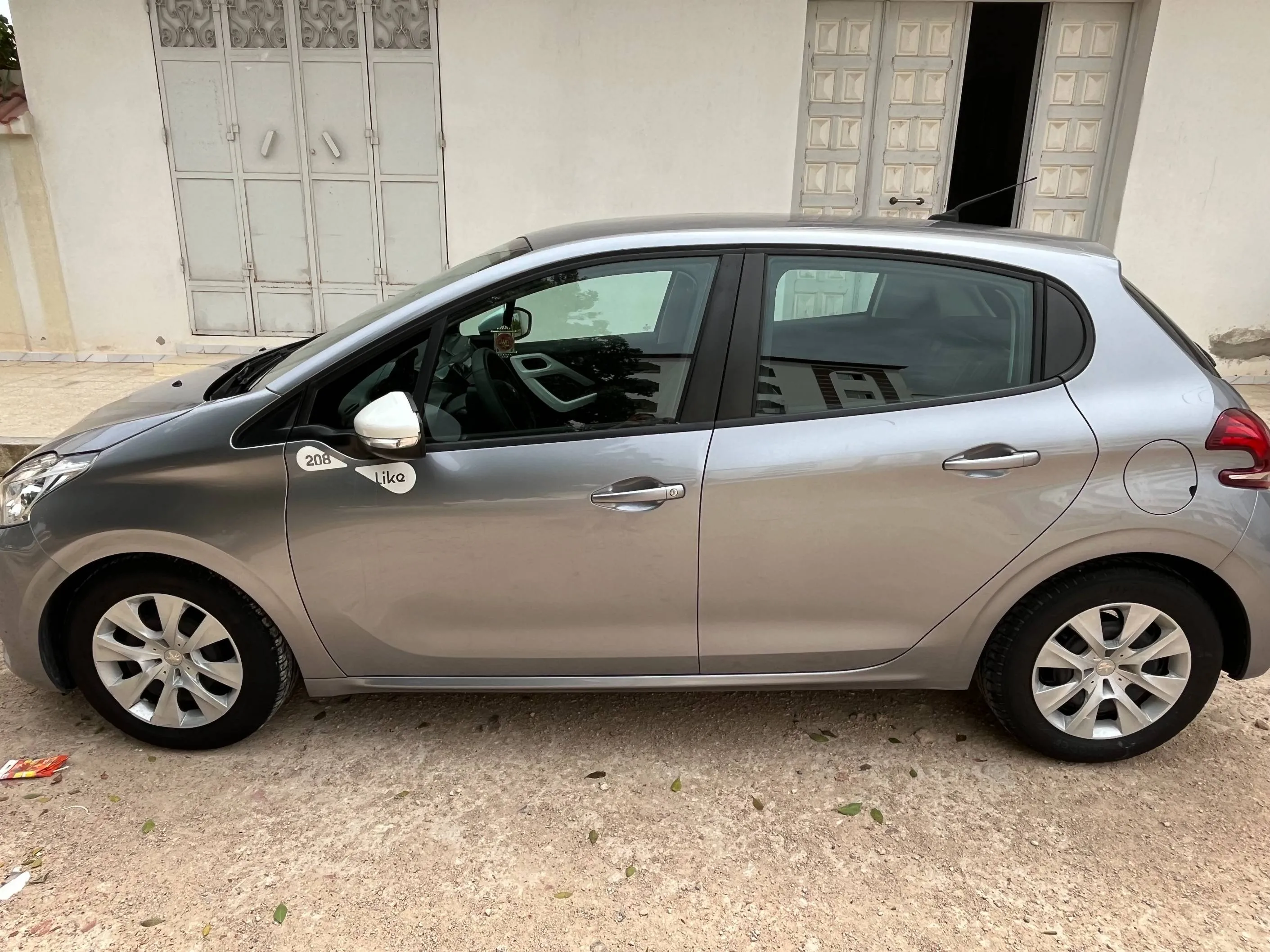 Vente voiture Peugeot 208
