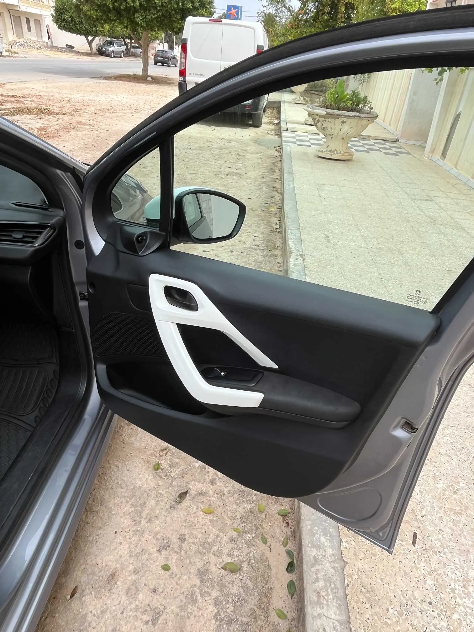 Vente voiture Peugeot 208
