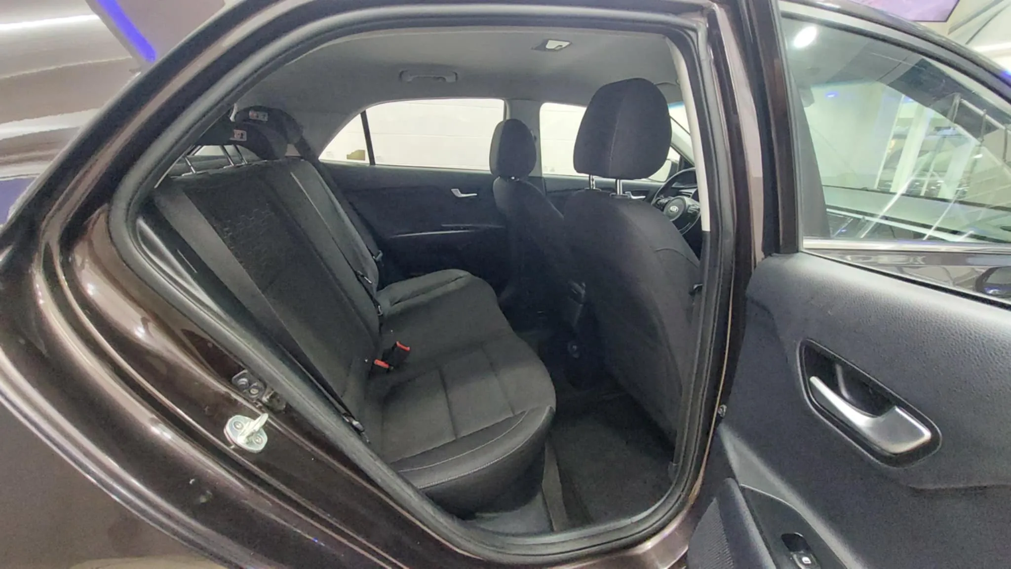 KIA RIO 70 MILLE -TEL 98479647 