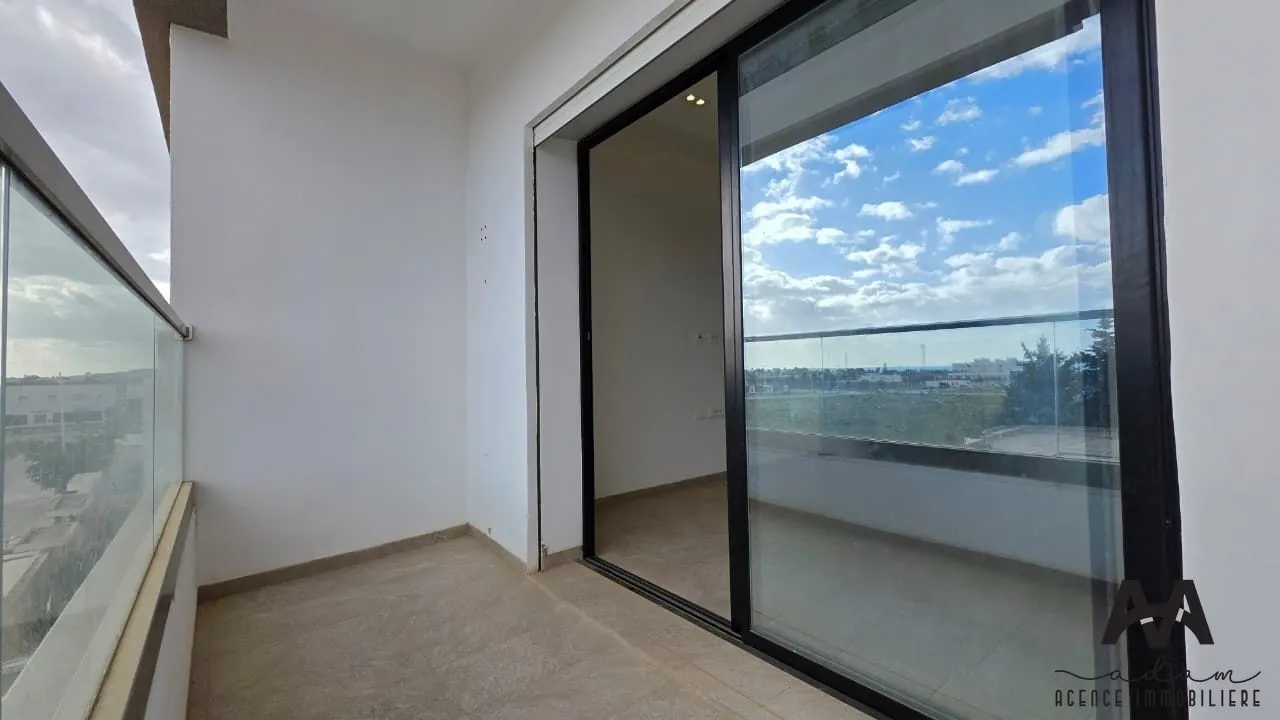 Étage de villa s+3 vides à AFH2 au 2 eme étage