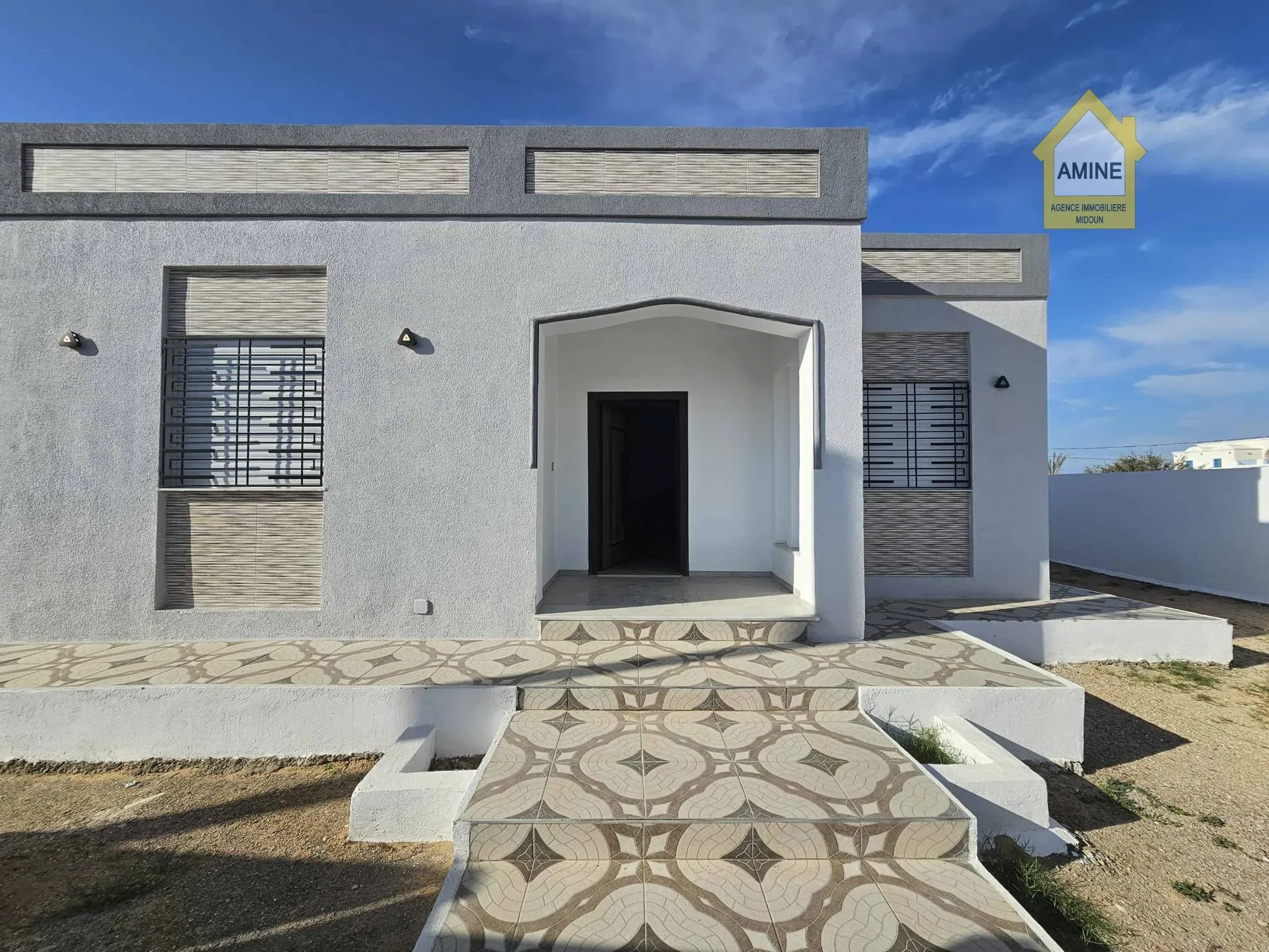Villa neuve à vendre à Ariadh Djerba – Construction double cloison