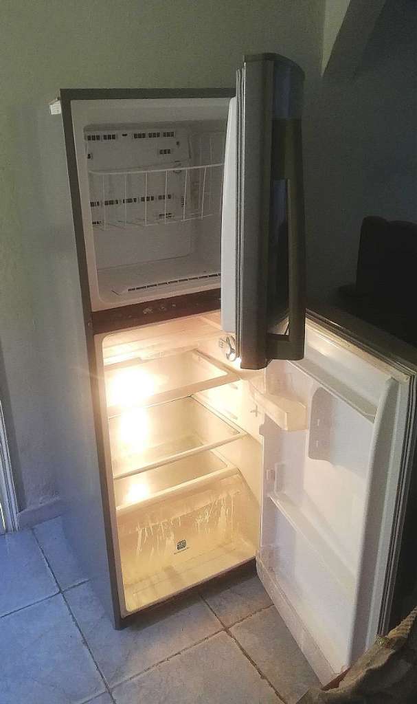 Réfrigérateur Samsung no frost ممكن التوصيل 