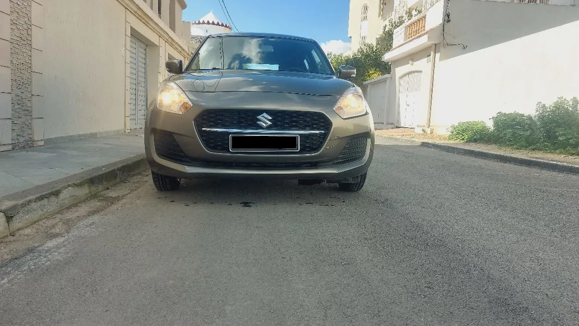 suzuki swift jamais repeinte 5 CV 4 cylindres 23228201
