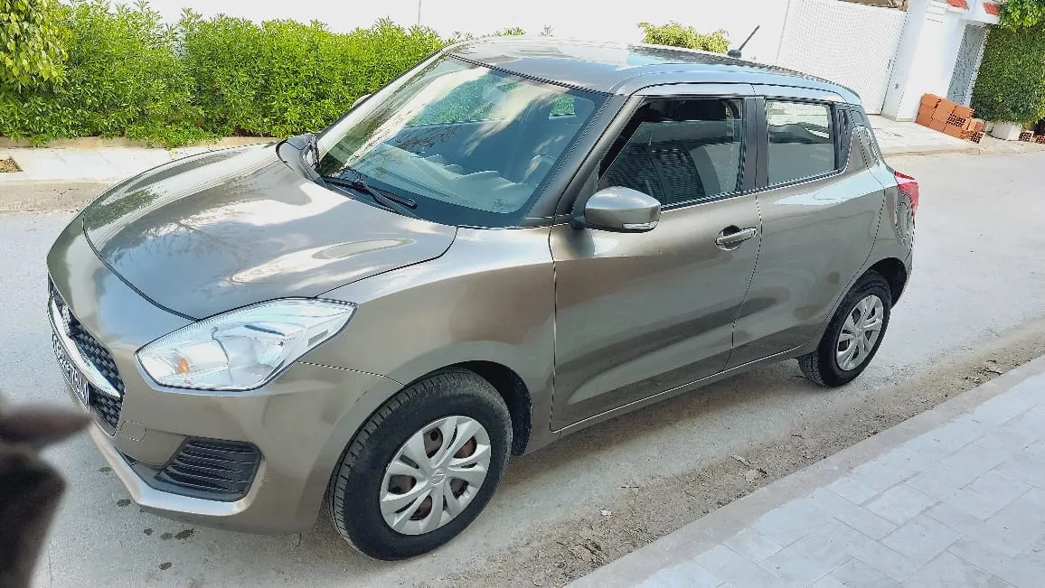 suzuki swift jamais repeinte 5 CV 4 cylindres 23228201