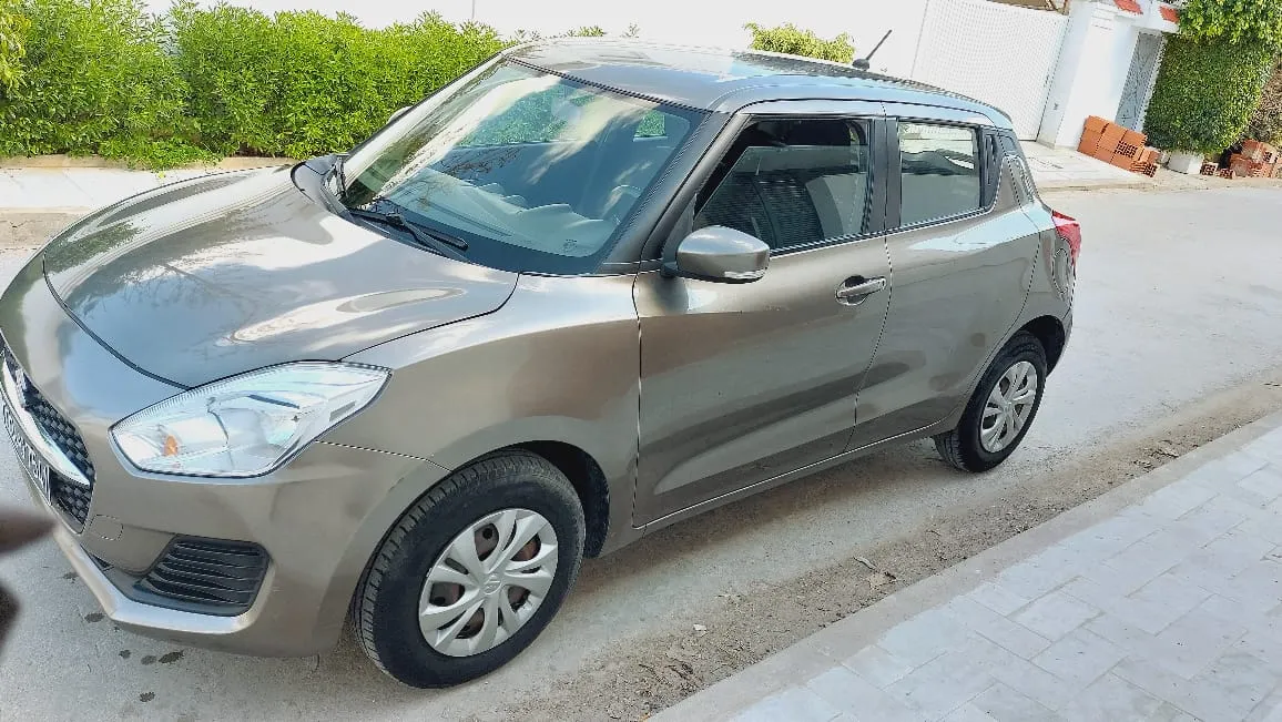 suzuki swift jamais repeinte 5 CV 4 cylindres 23228201