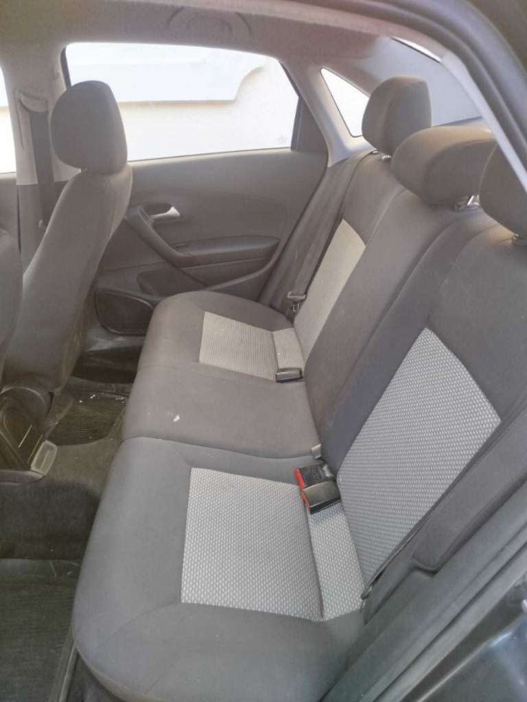 POLO SEDAN