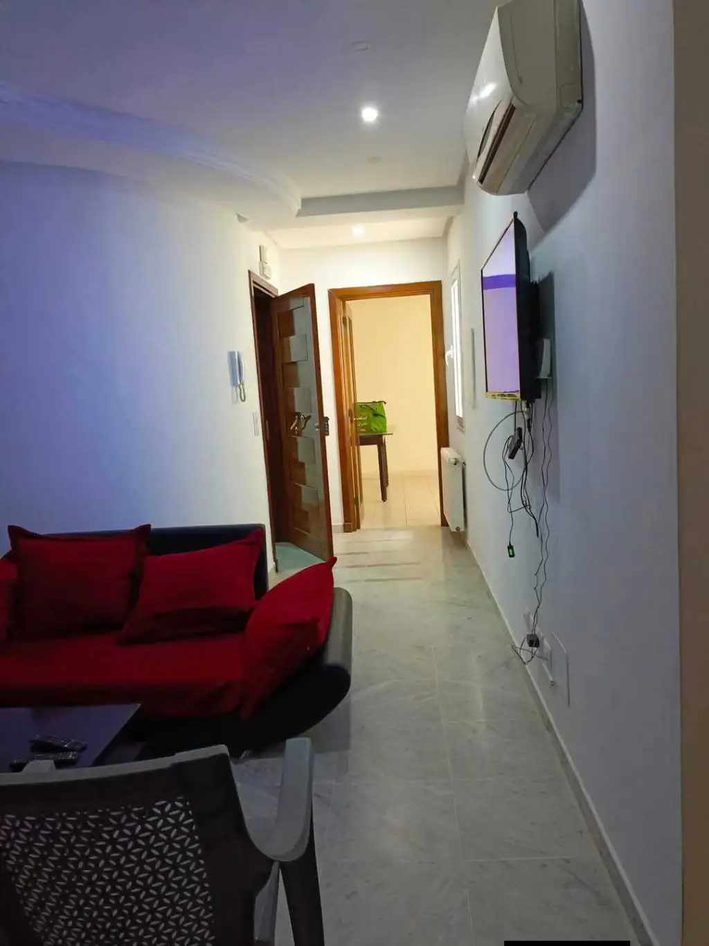 Apprt S2 meuble a sahloul rue yacer Arafat