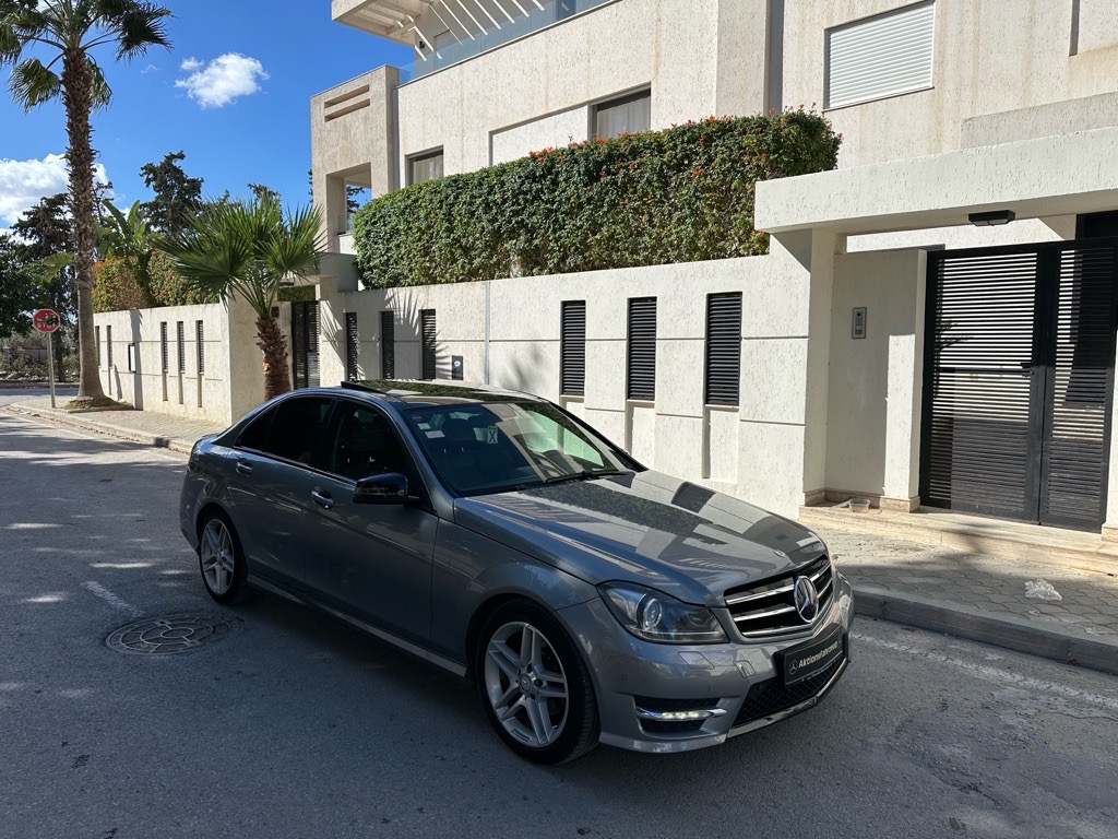 Mercedes c180 restylé phase 2 kit Amg pack night édition sport importé