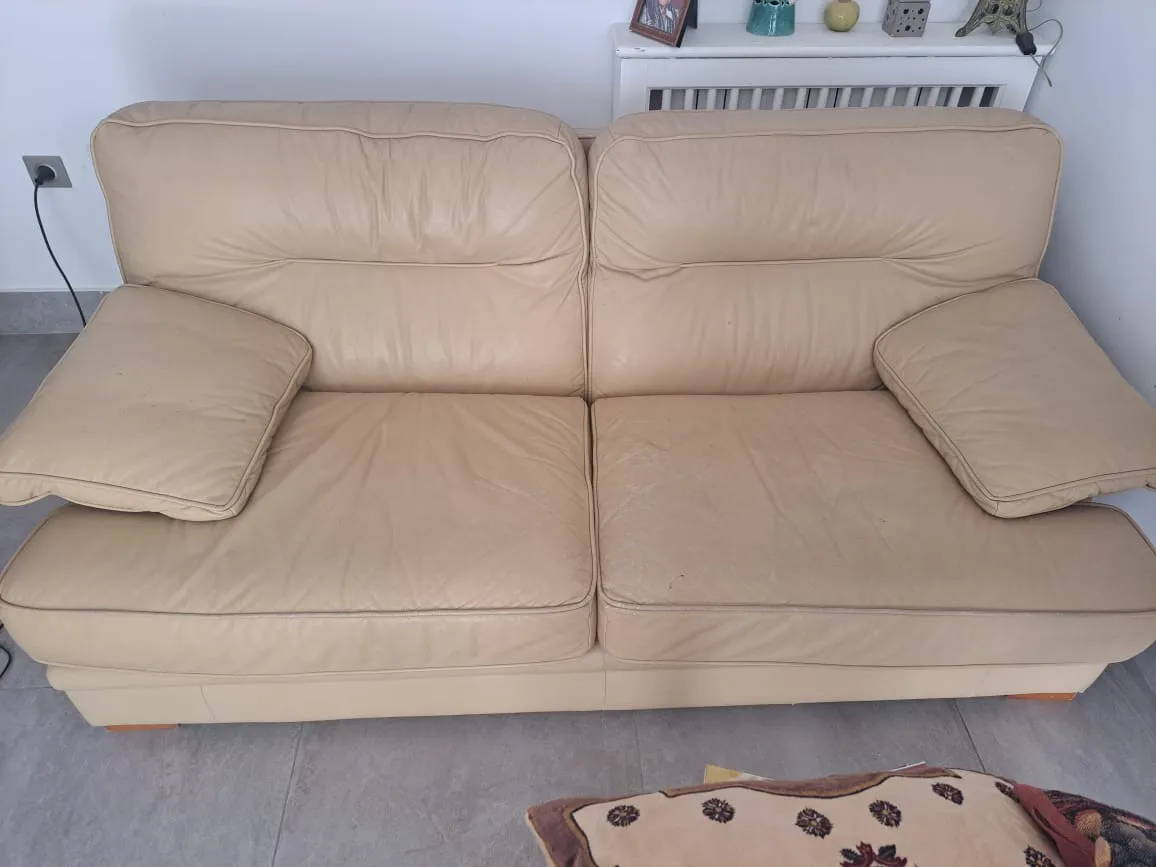 Canapé cuir beige clair