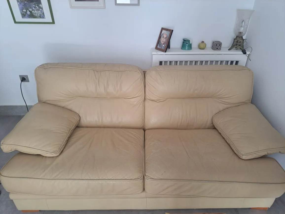 Canapé cuir beige clair