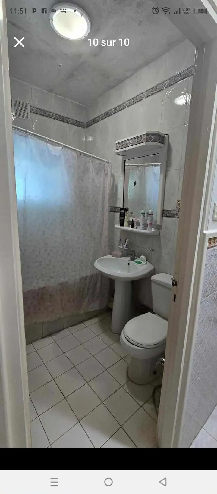 un appartements s+3 au 2éme étage (sans ascenseur) a vendre a Khaznadar Bardo Prés de Poste