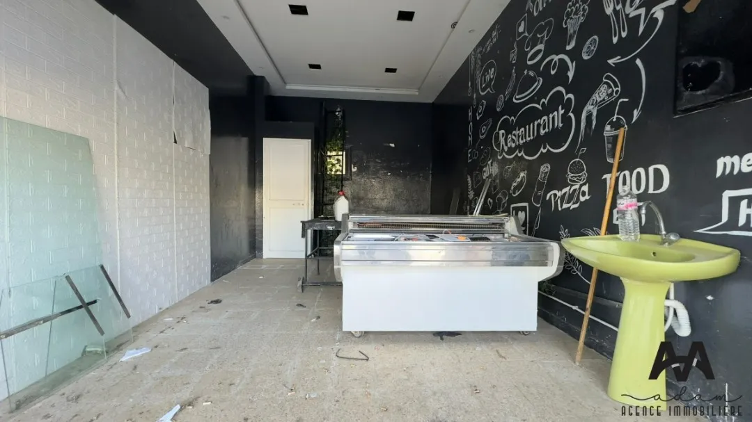 LOCAL COMMERCIAL AVEC TERRASSE – CENTRE-VILLE NABEUL