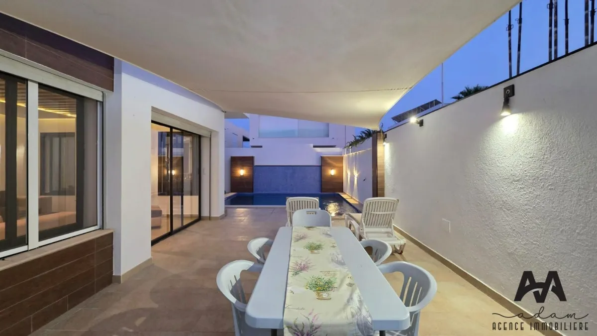 Rez-de-Chaussée de Villa avec Piscine à Jinene Beni Khiar – À 2 Minutes de la Plage