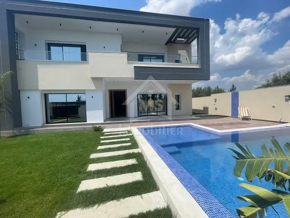 Villa toute neuve avec piscine et jardin à Hammamet Sud 51355351