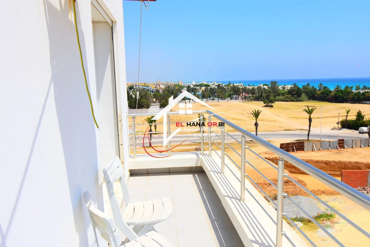 à louer appartement s+2 vue sur mer en plein zone touristique