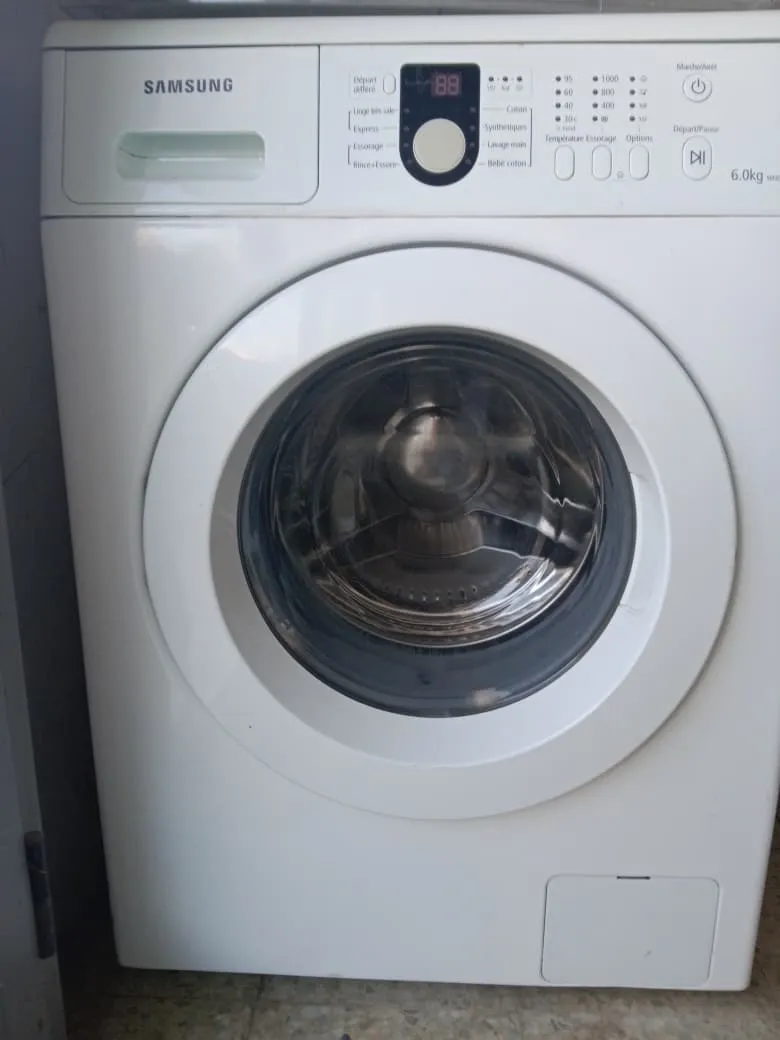 Machine à laver SAMSUNG 6 kg état Propre