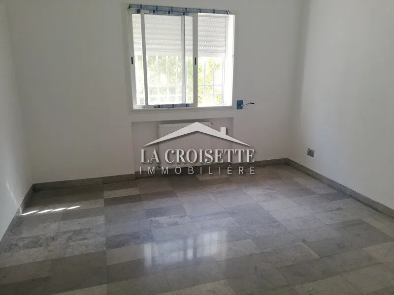 Appartement s2 avec jardin à La Soukra MAL1312