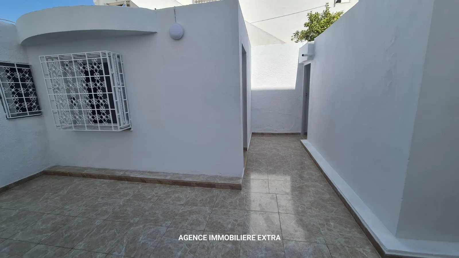 À Louer : Rez-de-chaussée à Nabeul