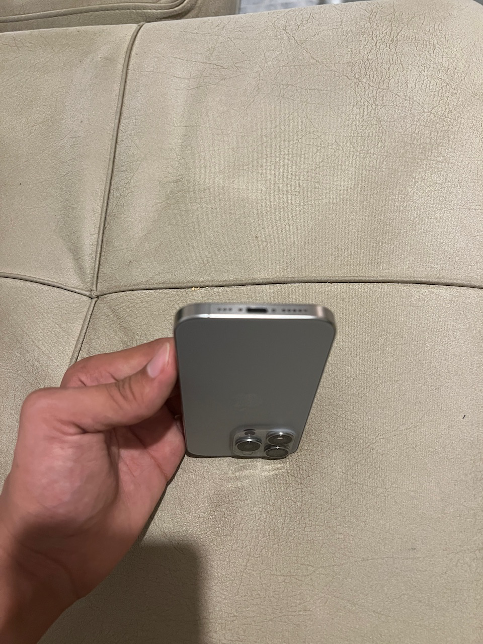 iPhone 15 pro 512Go